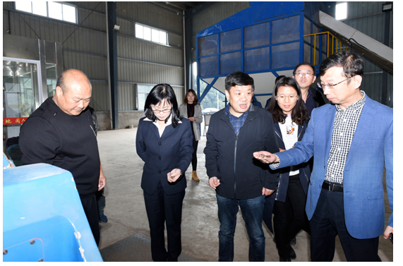 国家林产化学工程技术研究中心常务副主任,江苏省生物质能源与材料高